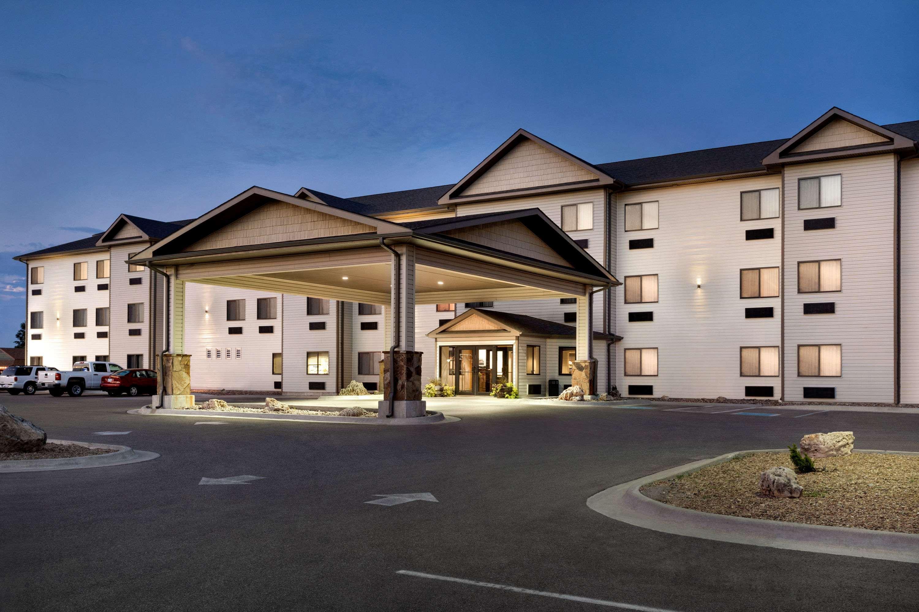 Hotel Baymont By Wyndham Wellington Esterno foto